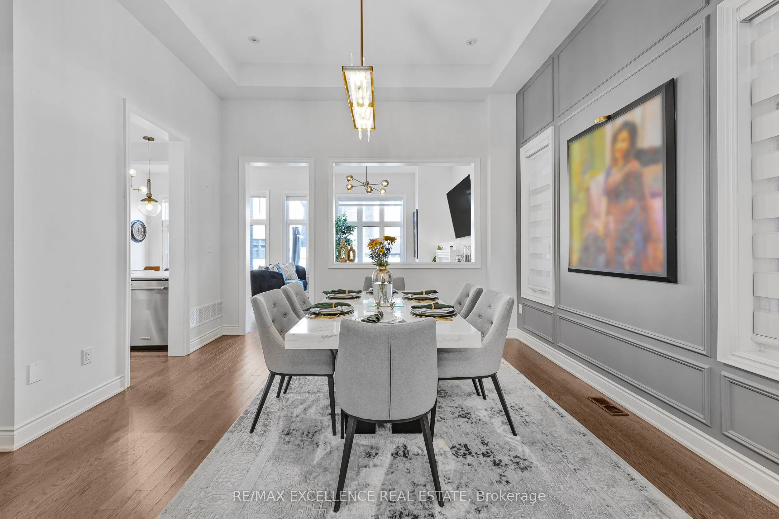 1183 Queens Plate Road W