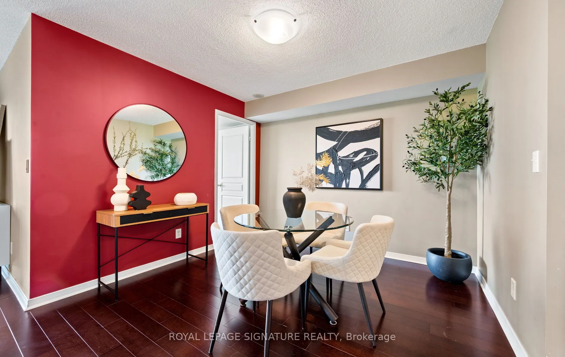 2565 Erin Centre Boulevard, #1501