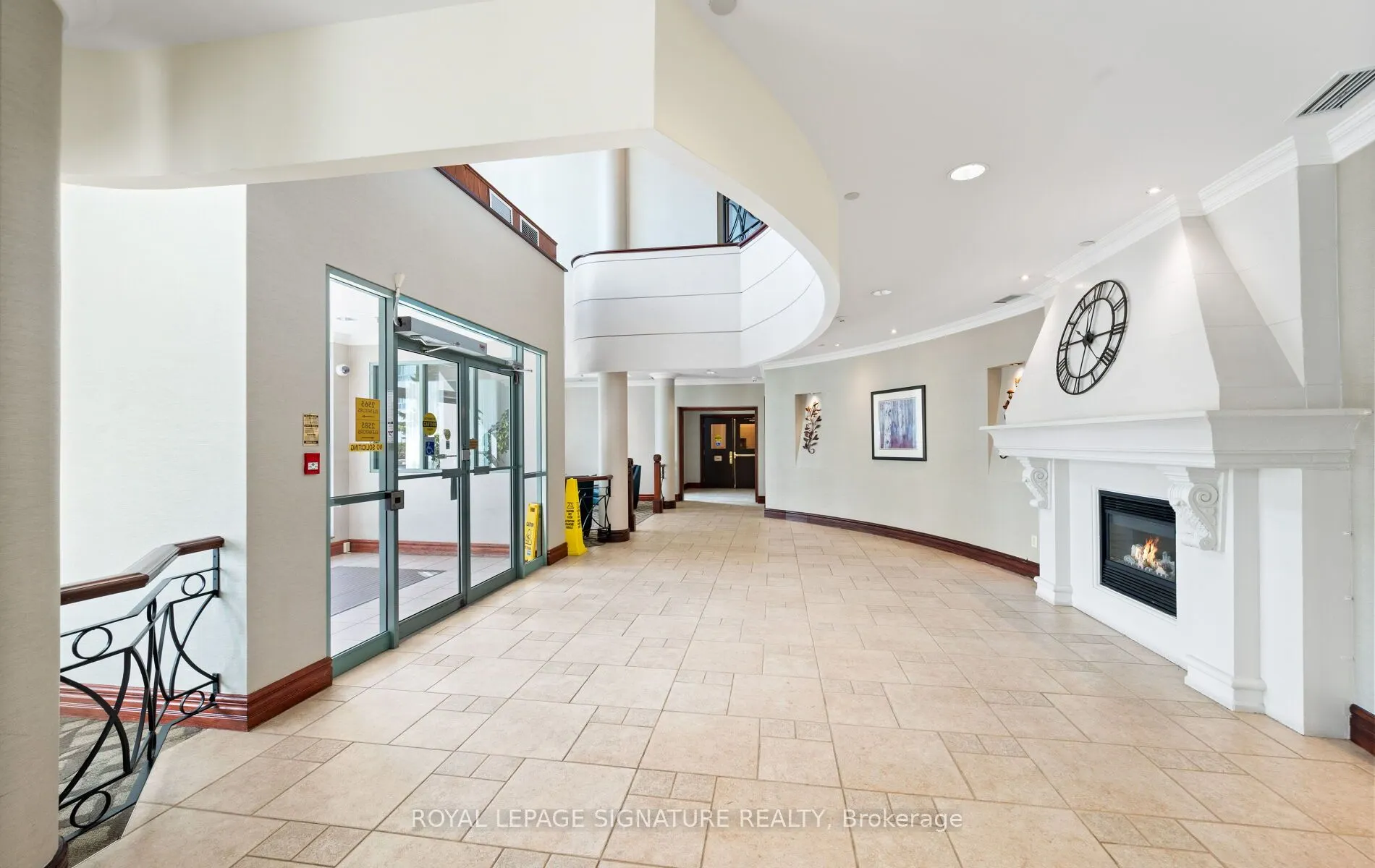 2565 Erin Centre Boulevard, #1501