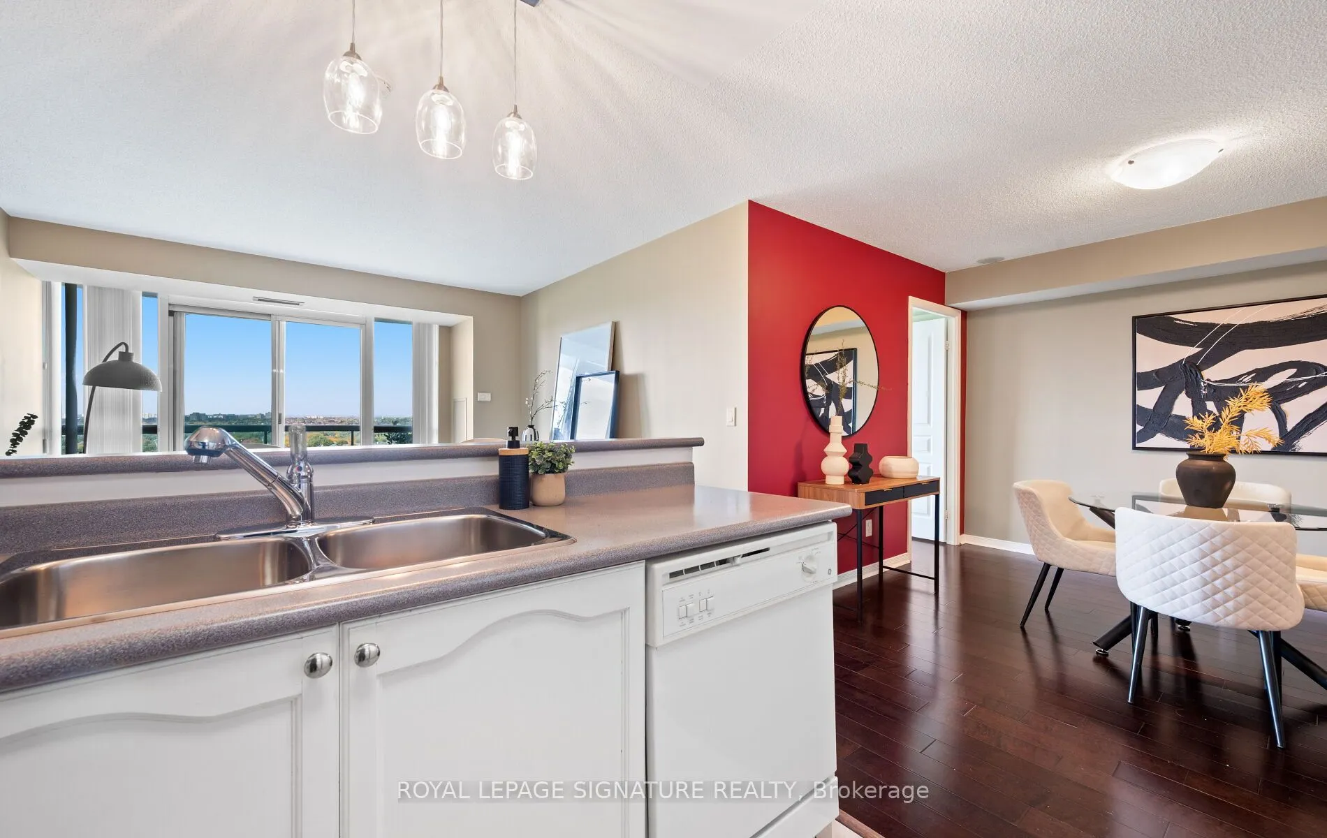 2565 Erin Centre Boulevard, #1501