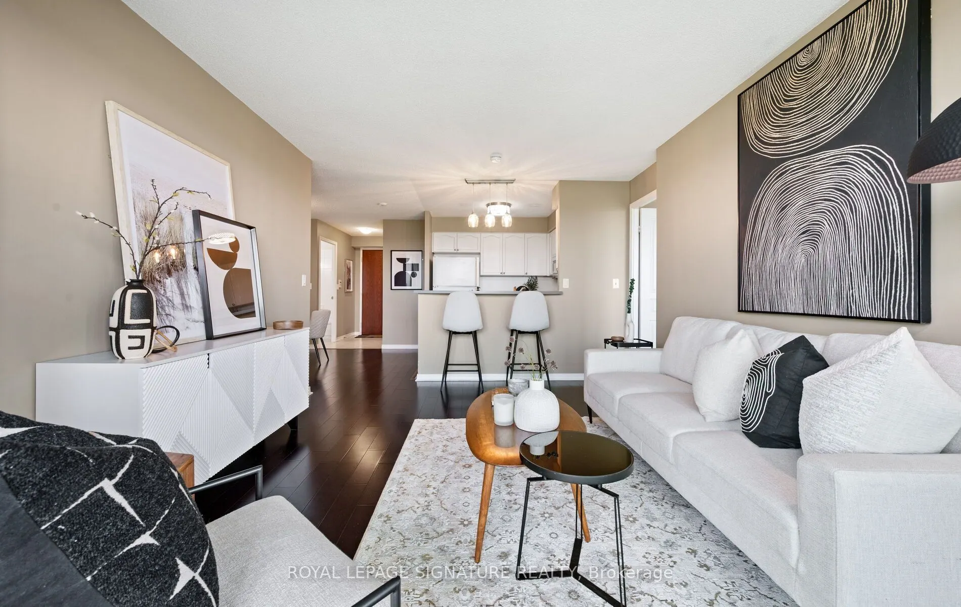 2565 Erin Centre Boulevard, #1501