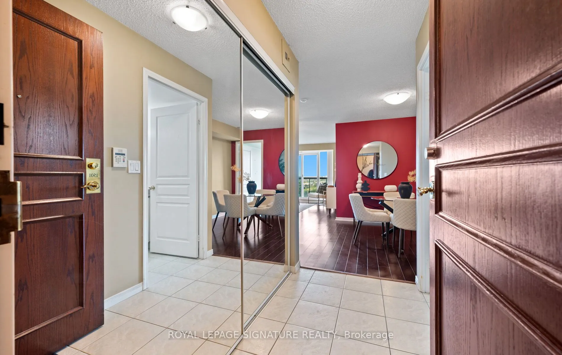 2565 Erin Centre Boulevard, #1501