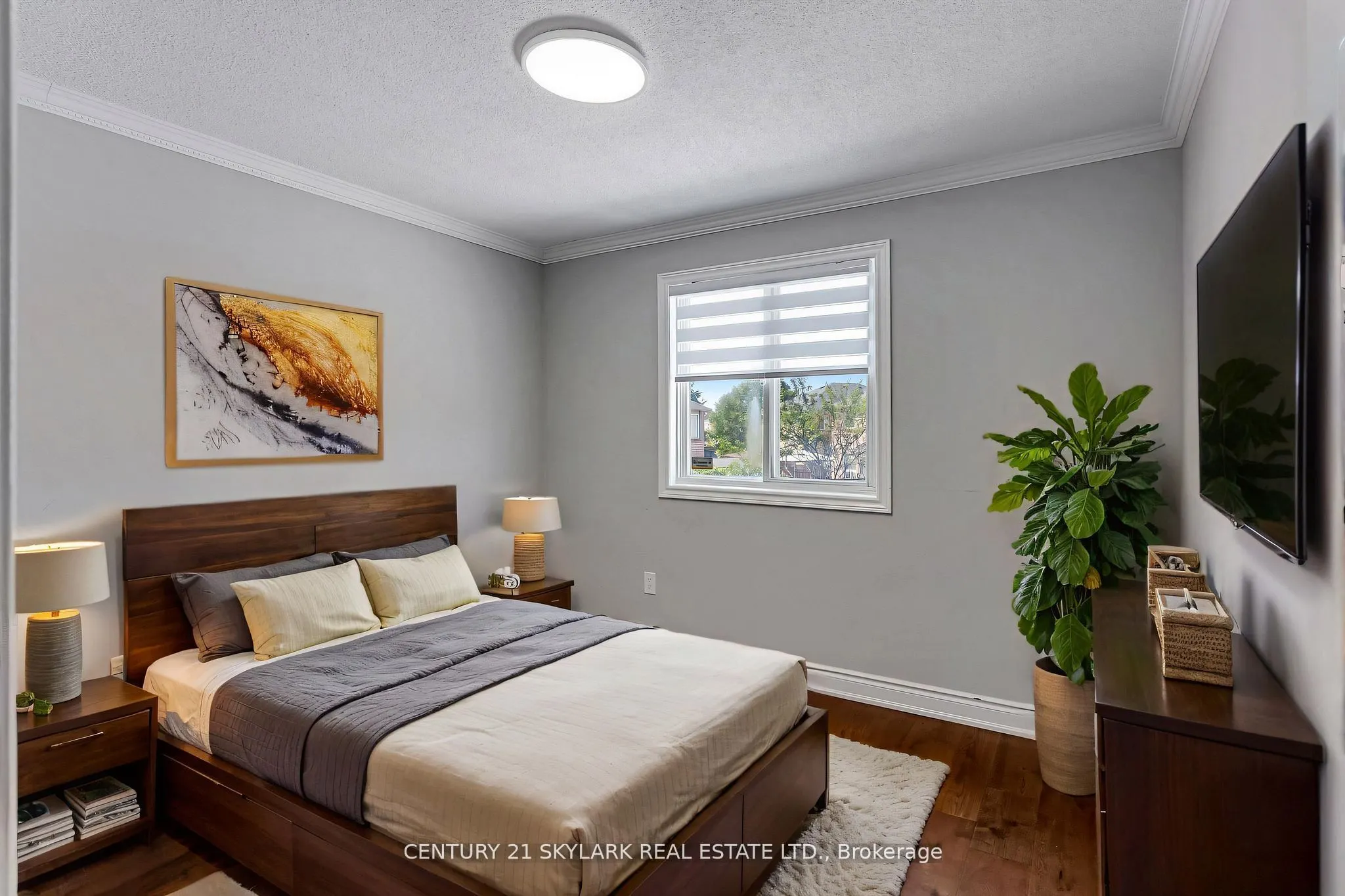 4 Moonstone Court
