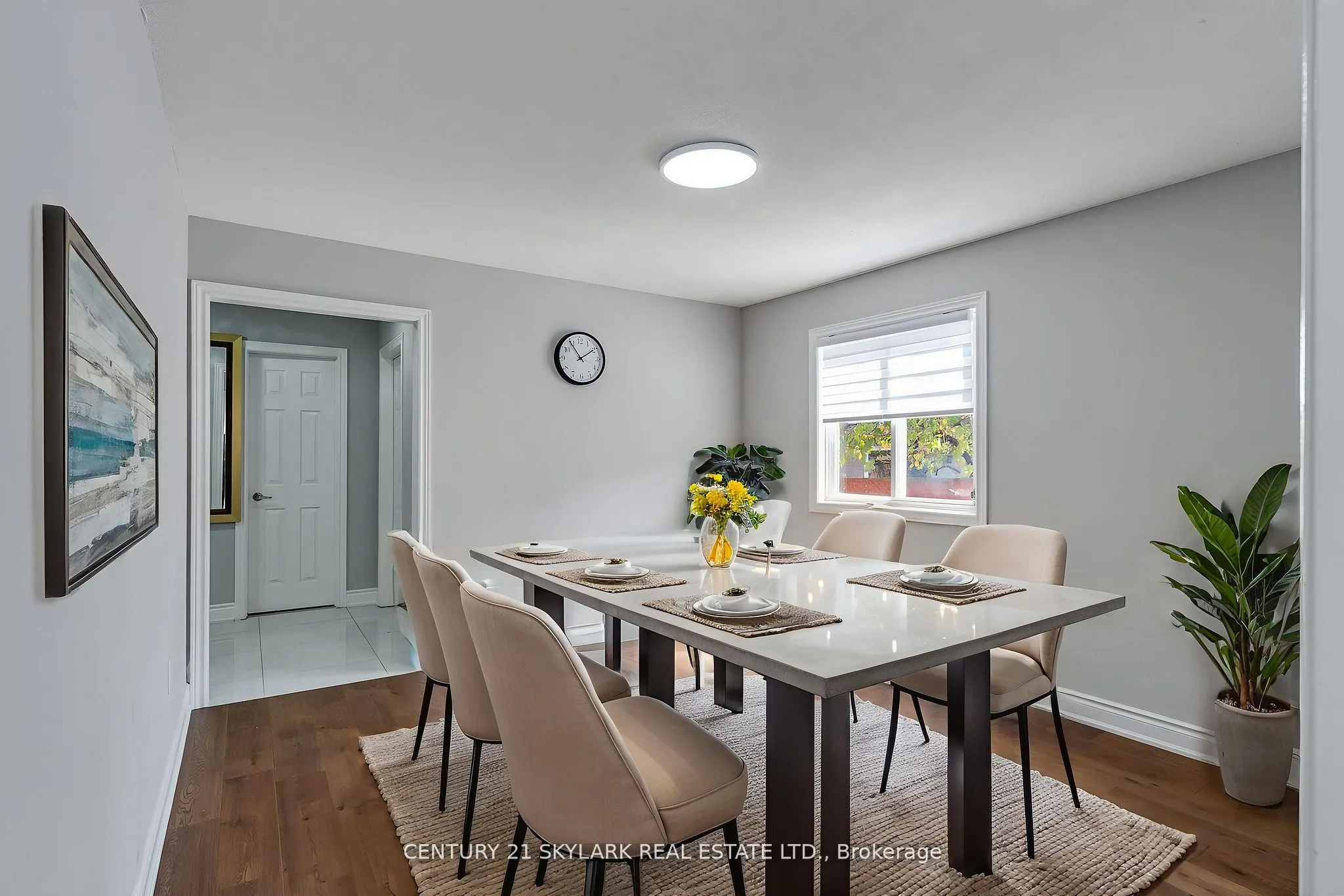 4 Moonstone Court