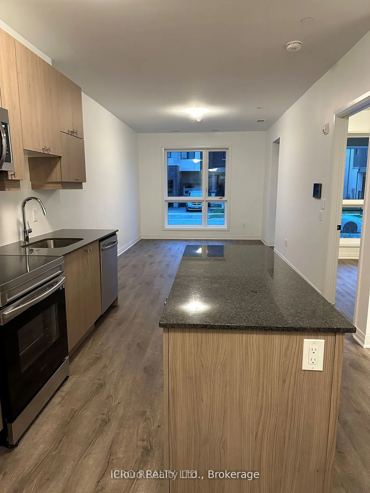 460 Gordon Krantz Avenue, #103