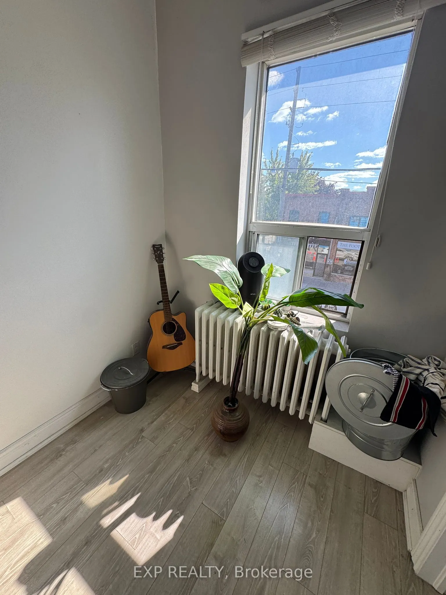 1594 Dupont Street, #2