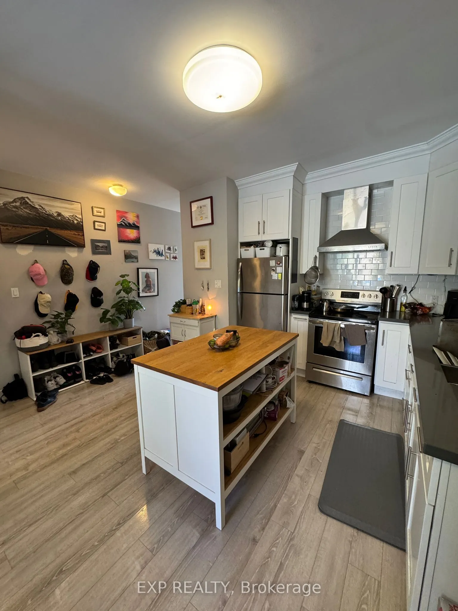 1594 Dupont Street, #2