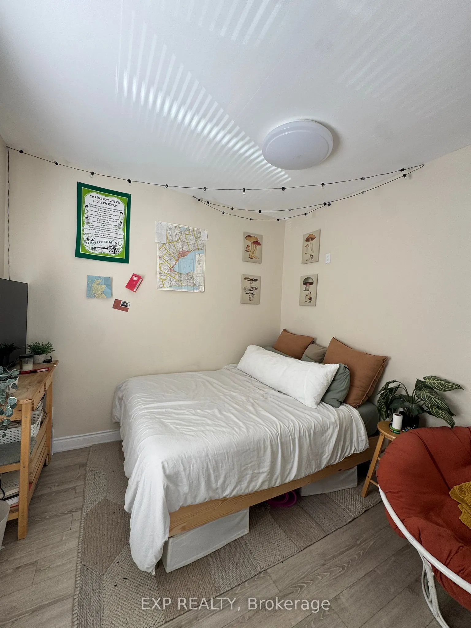 1594 Dupont Street, #2