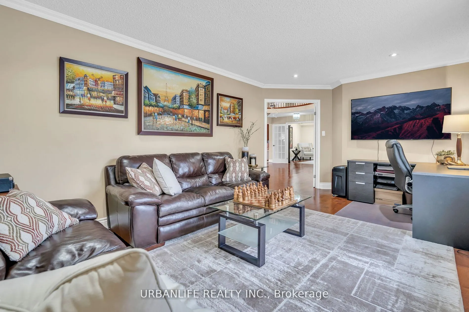 50 Lombardy Crescent