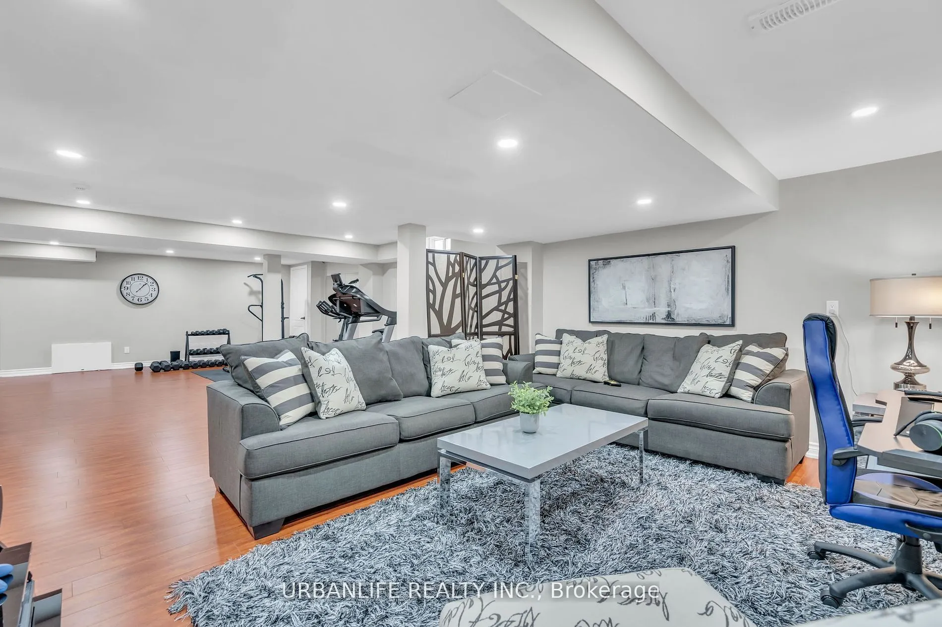 50 Lombardy Crescent