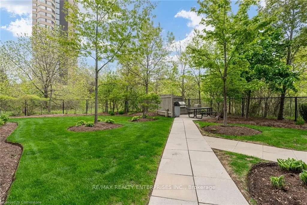 1055 Southdown Road, #Uph-06