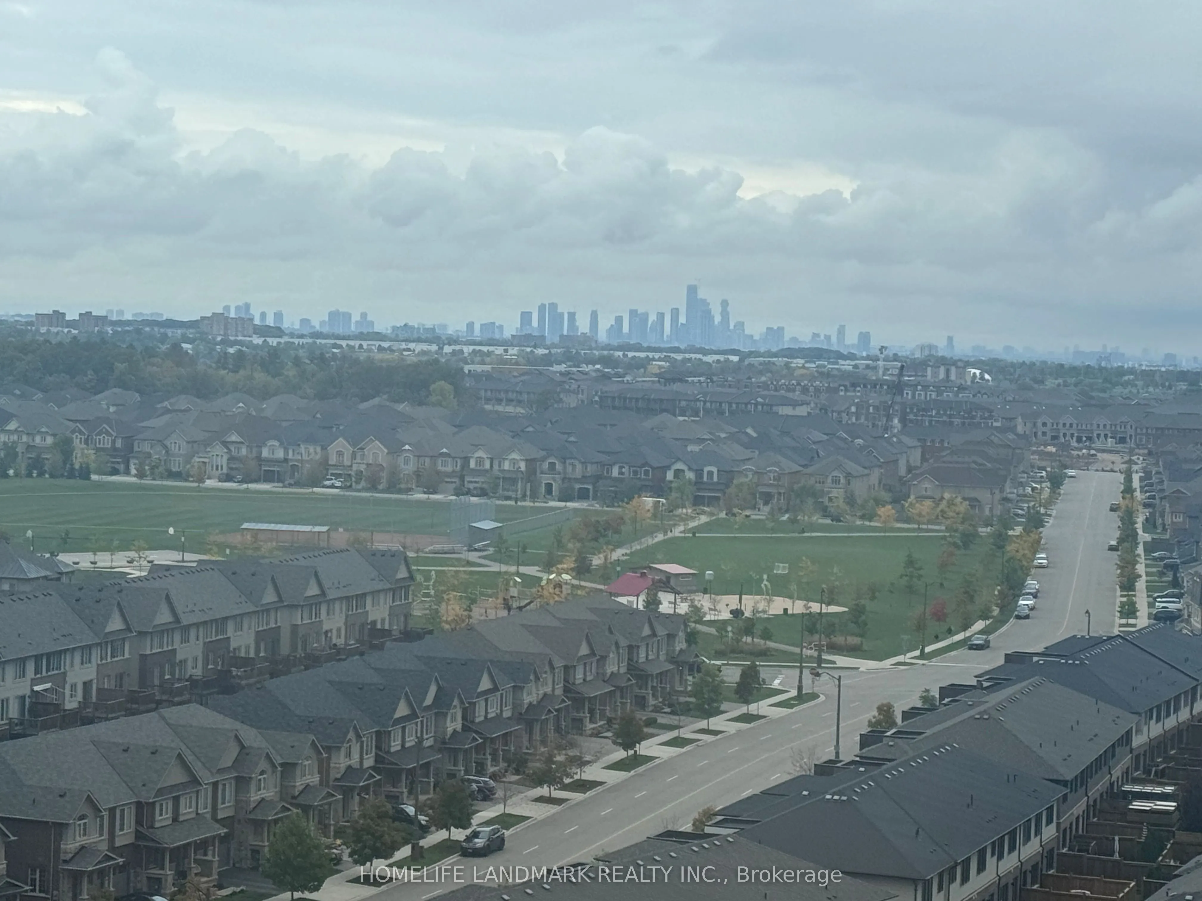 #1309 - 3079 Trafalgar Road, #9