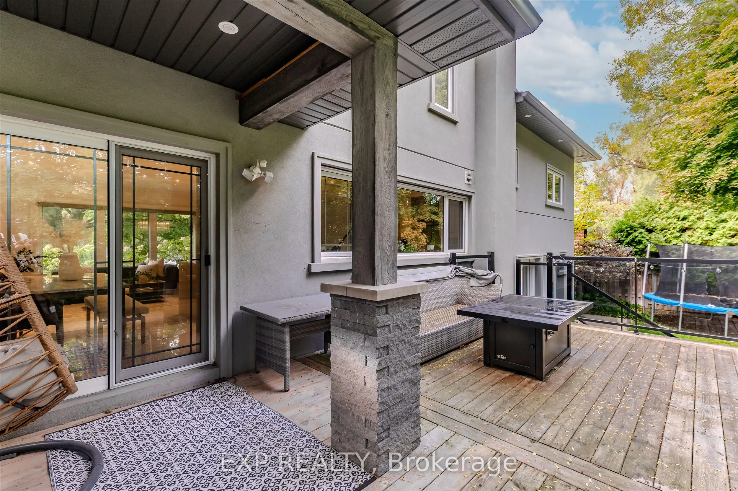 467 Caesar Avenue