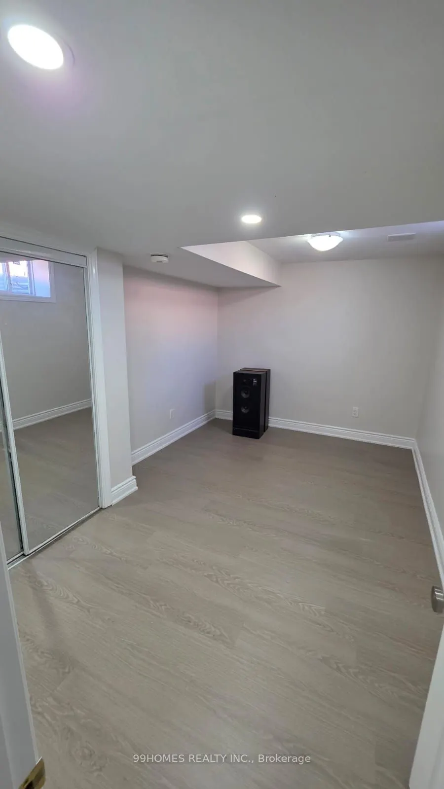 52 Nantucket Crescent, #Bsmt