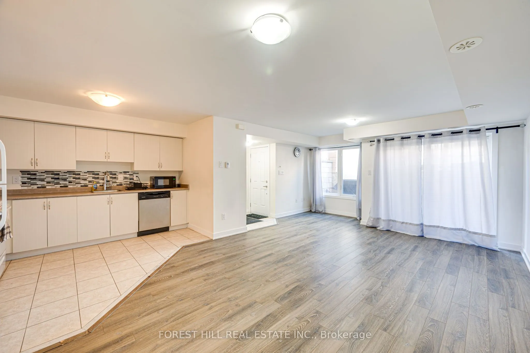100 Parrotta Drive, #85