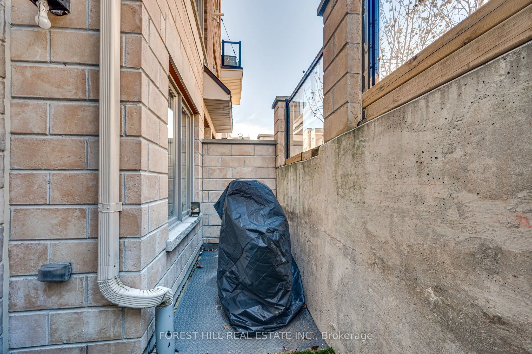 100 Parrotta Drive, #85