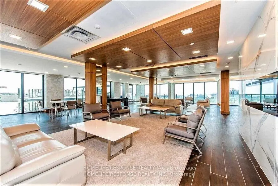 30 SHORE BREEZE Drive, #4709