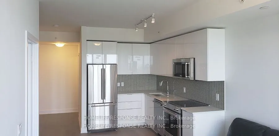 30 SHORE BREEZE Drive, #4709