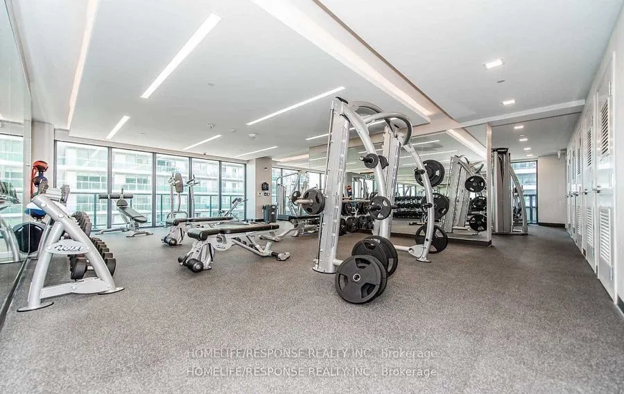 30 SHORE BREEZE Drive, #4709
