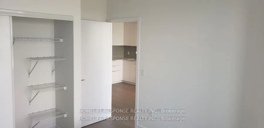 30 SHORE BREEZE Drive, #4709