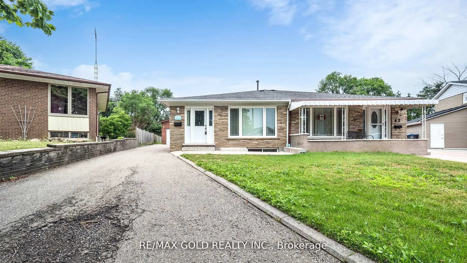 44 Chatsworth Drive