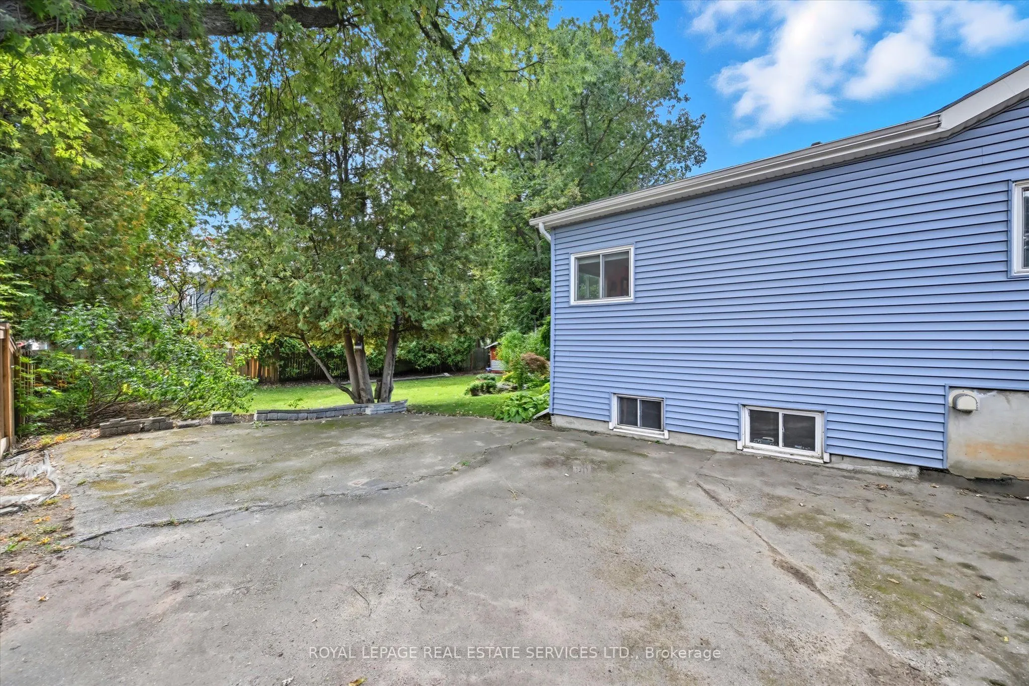 666 Cedar Avenue