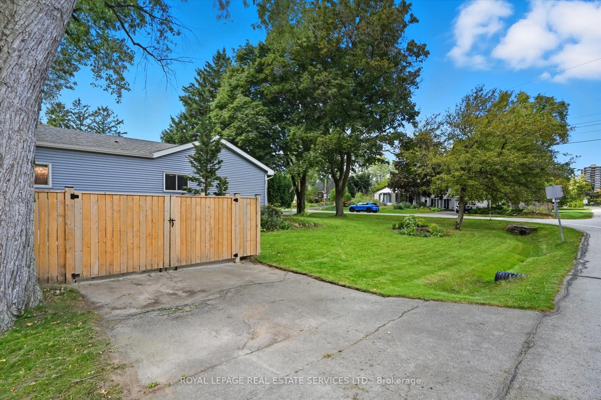 666 Cedar Avenue