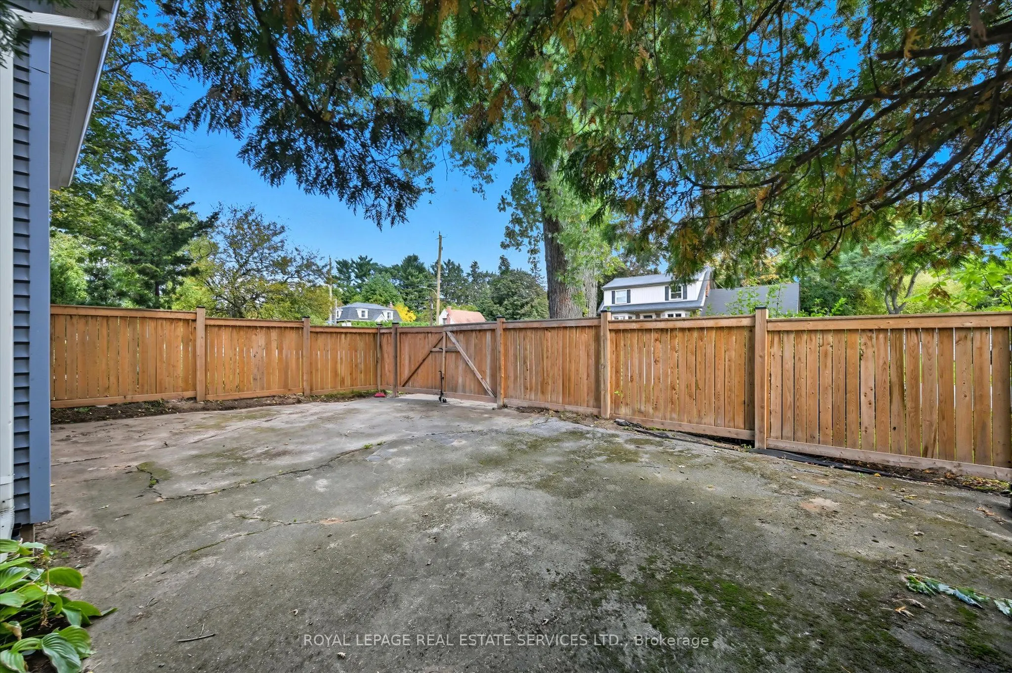 666 Cedar Avenue