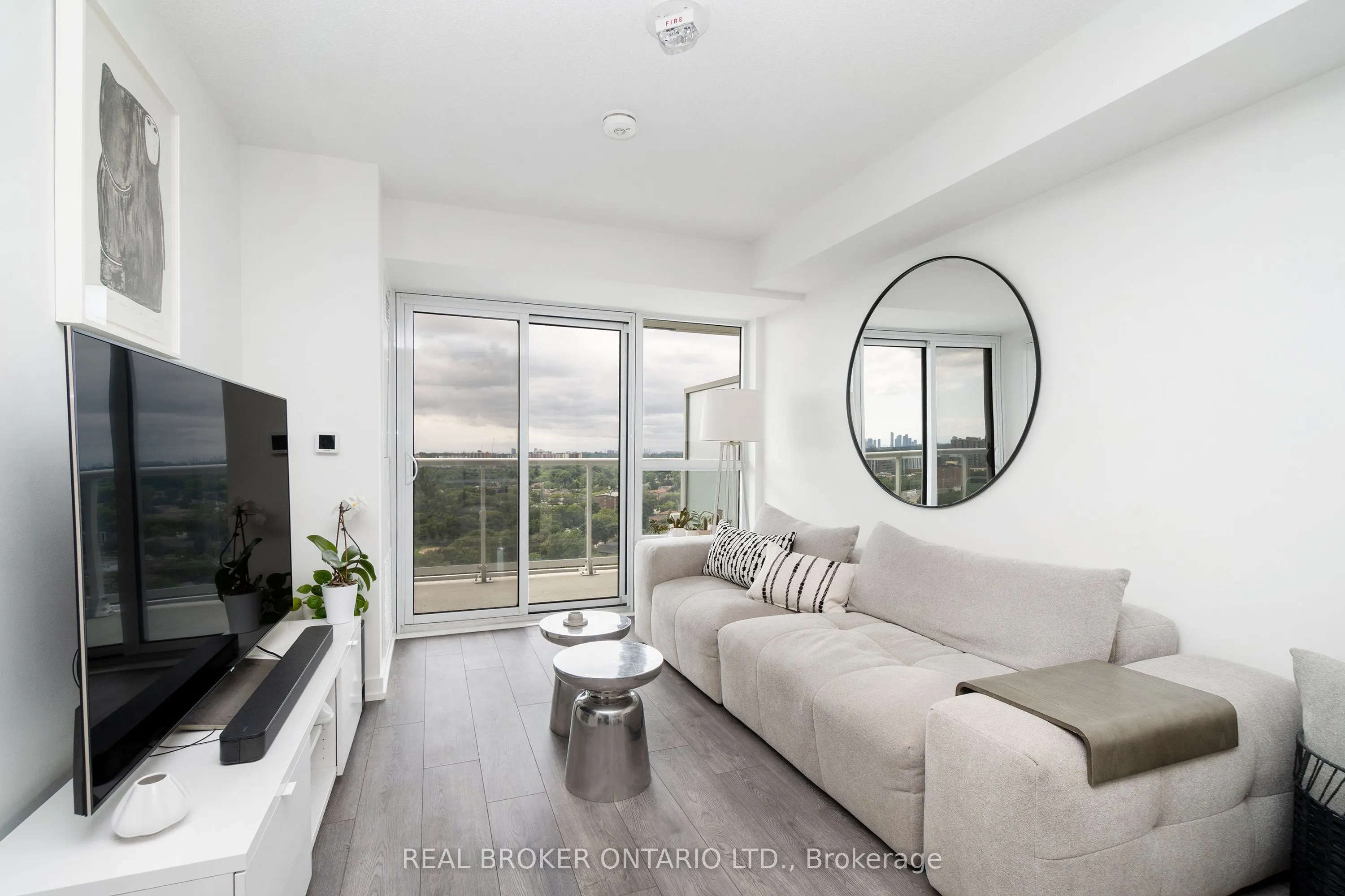 10 Wilby Crescent, #4