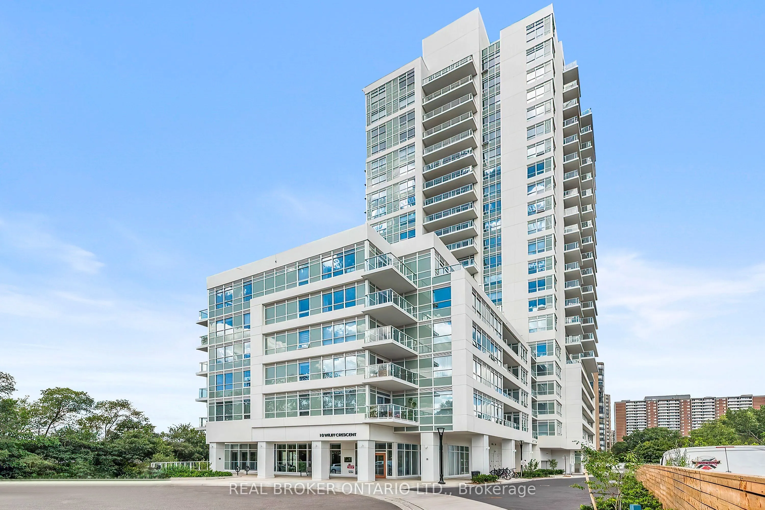 10 Wilby Crescent, #4