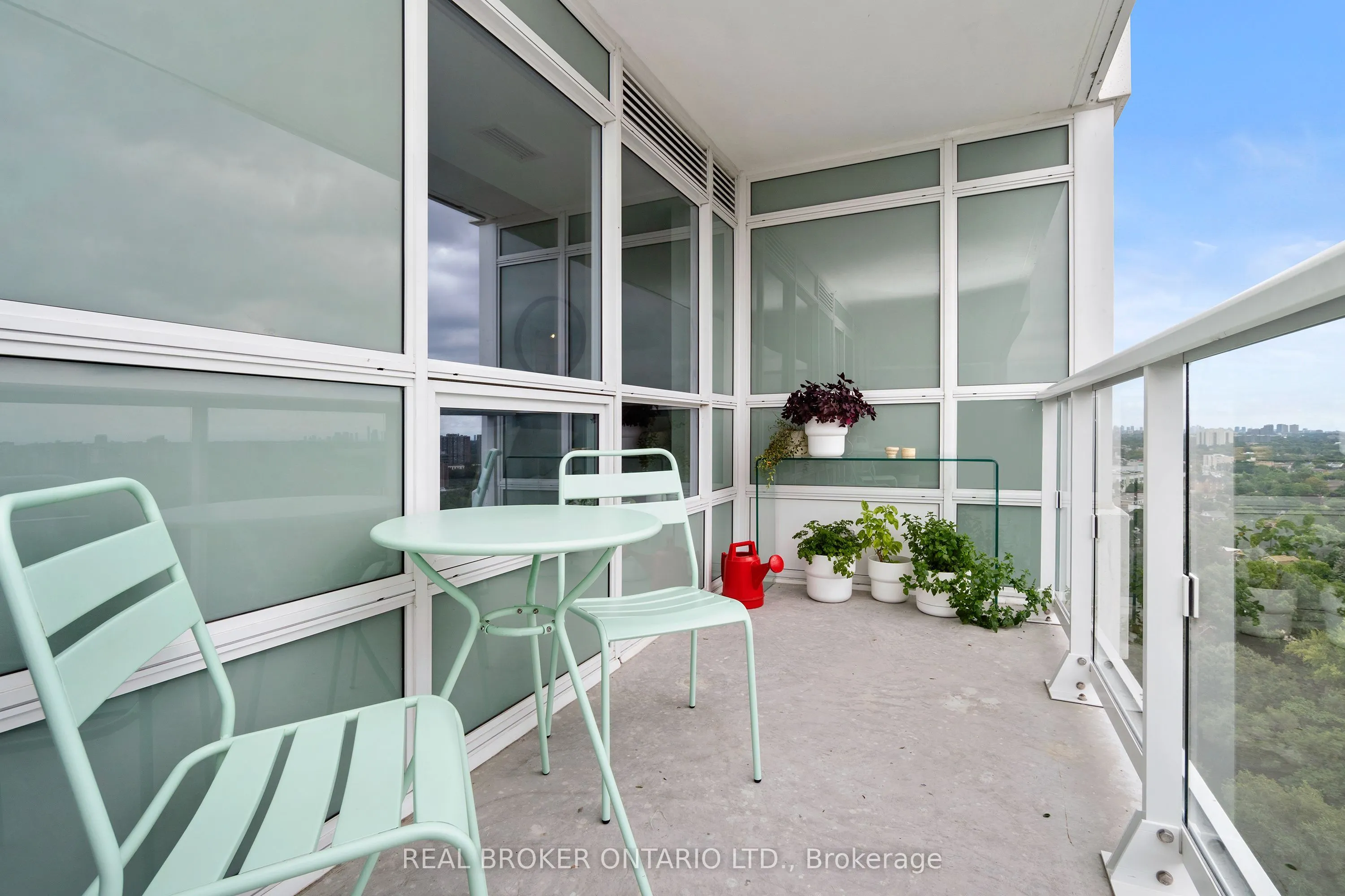 10 Wilby Crescent, #4