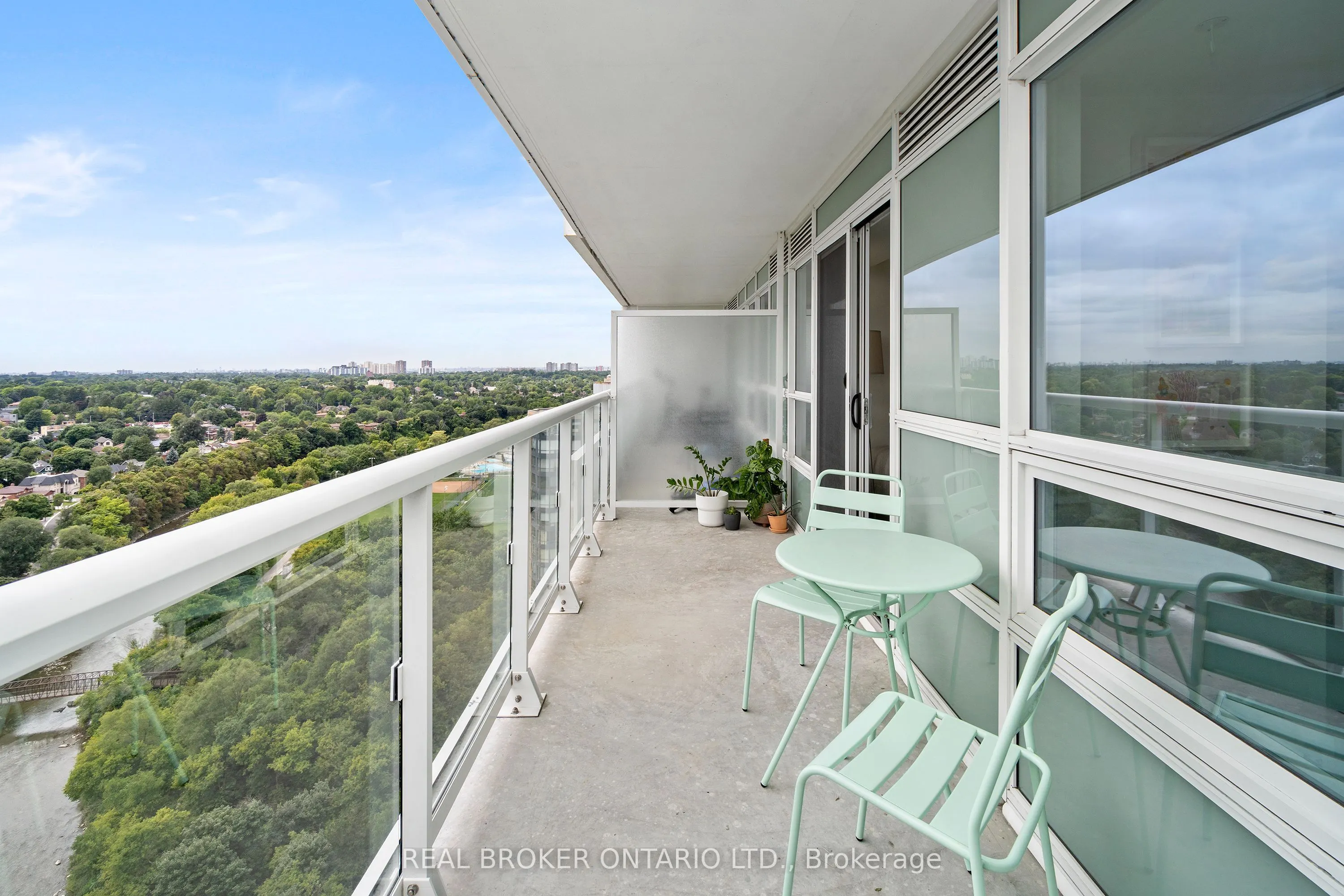 10 Wilby Crescent, #4