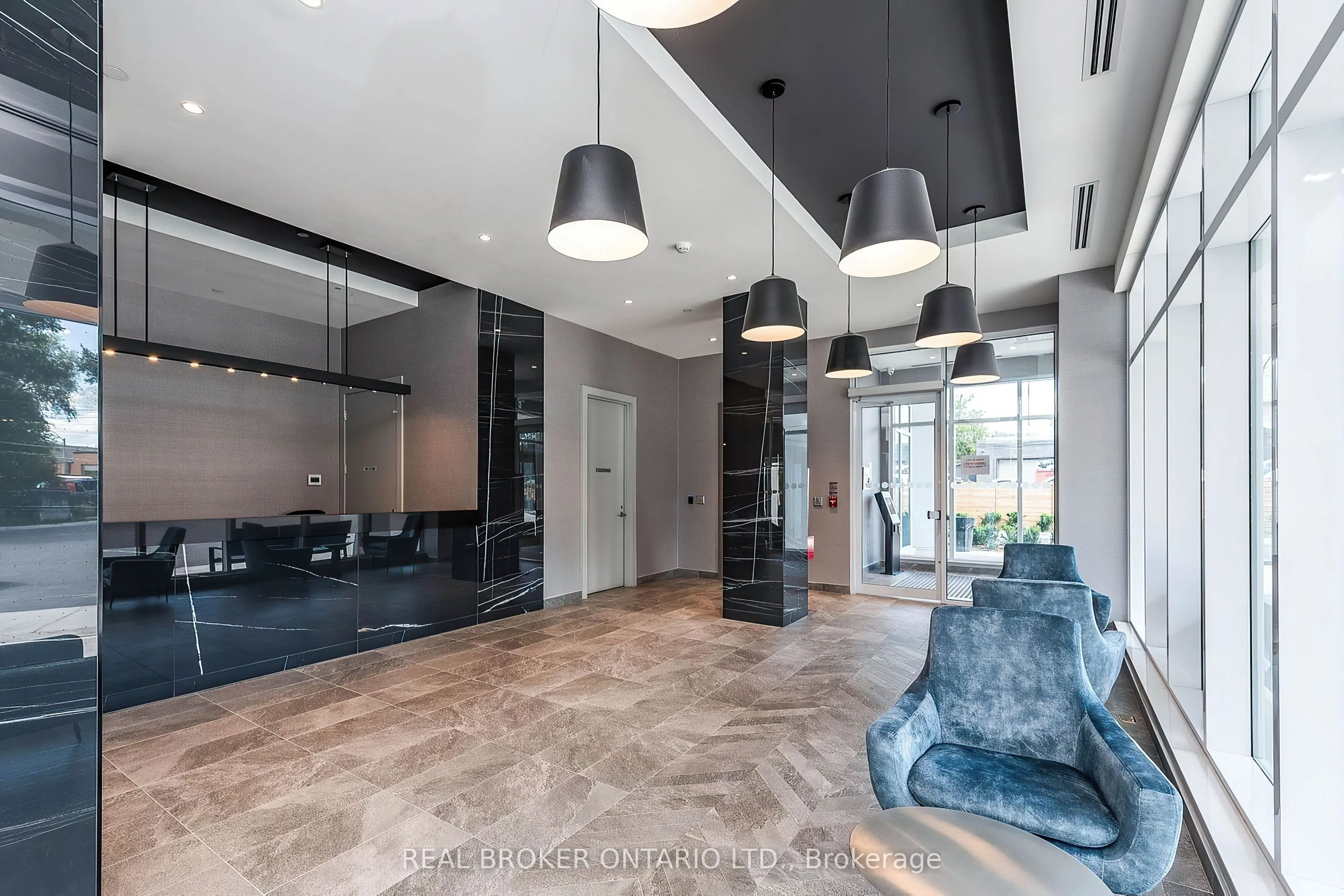 10 Wilby Crescent, #4