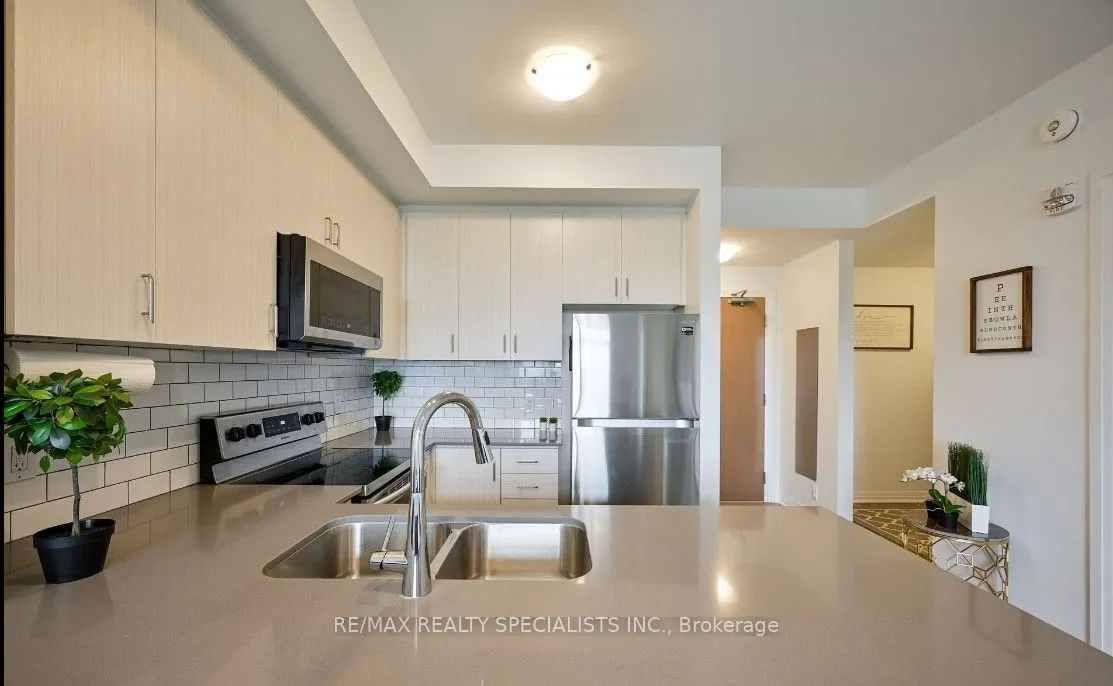 1105 Leger Way, #318