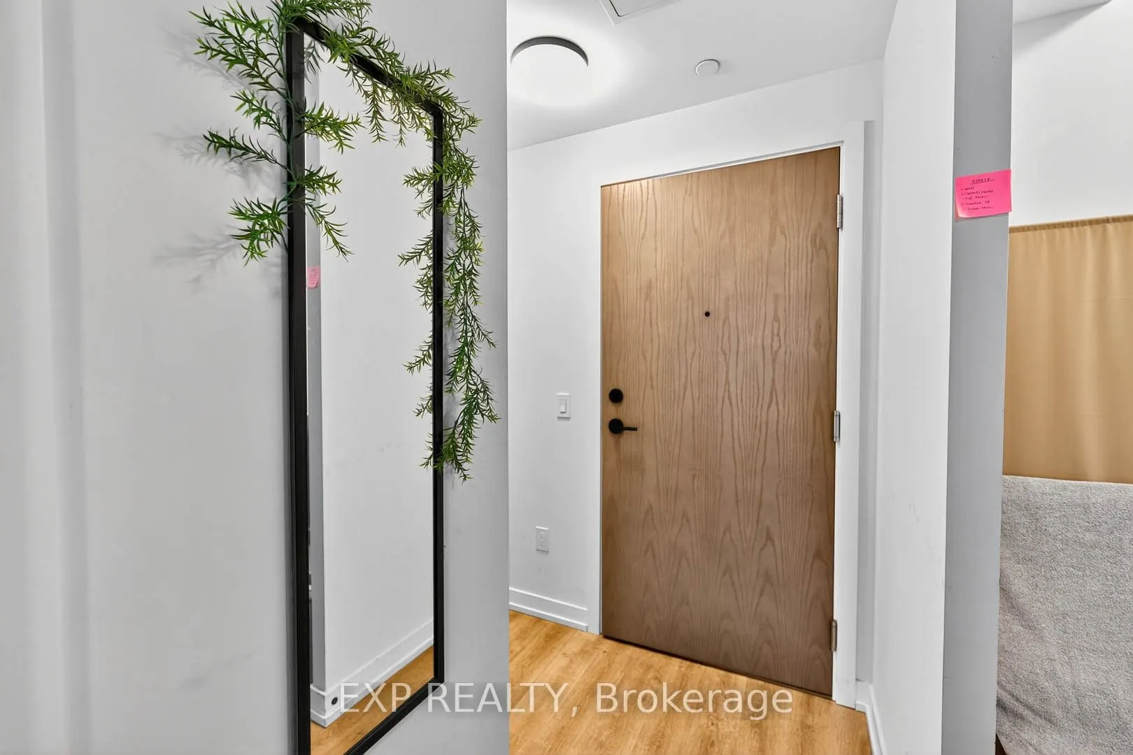 2300 St Clair Avenue W, #813