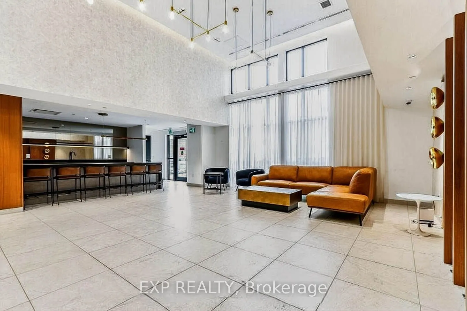 2300 St Clair Avenue W, #813