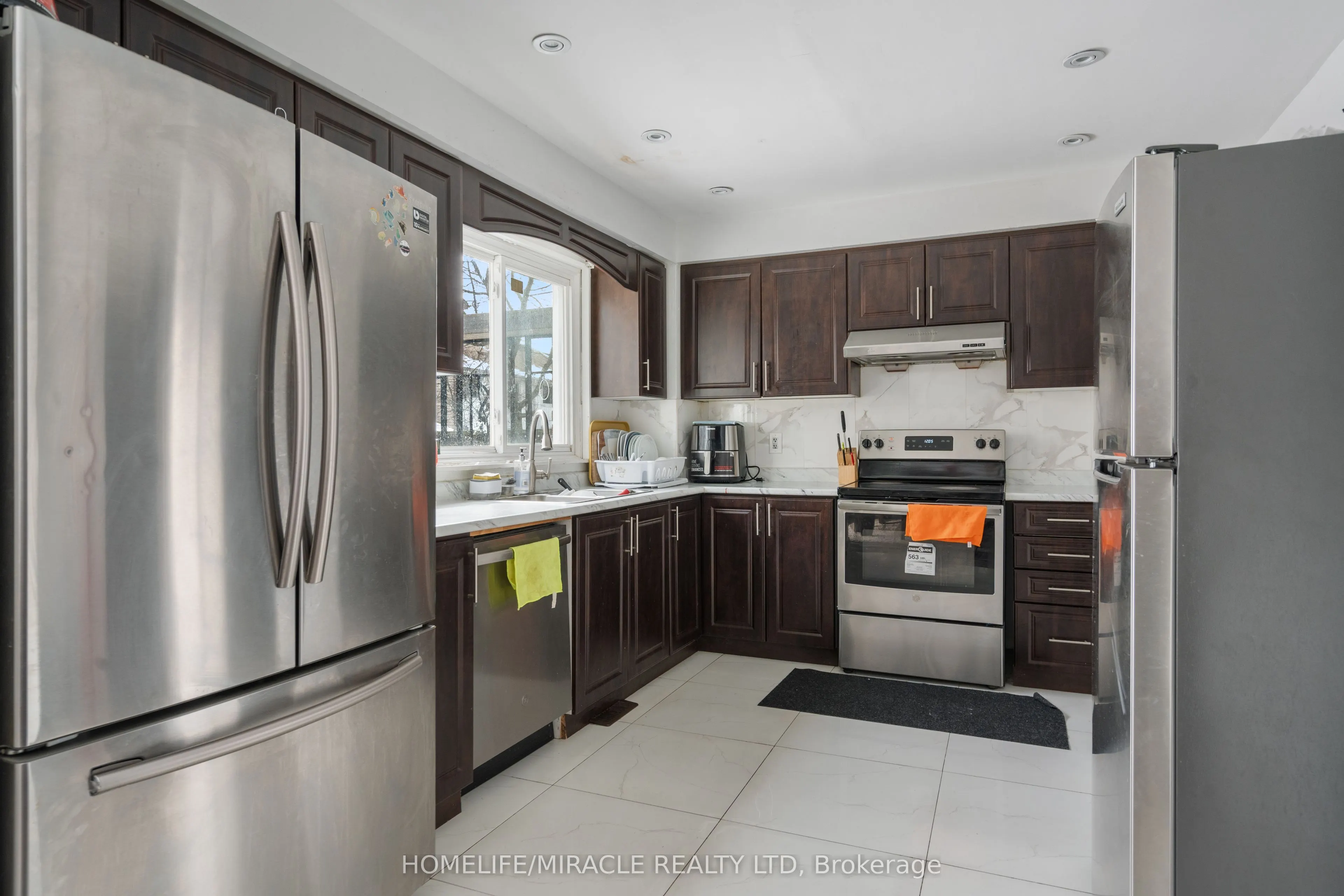 127 Fanshawe Drive