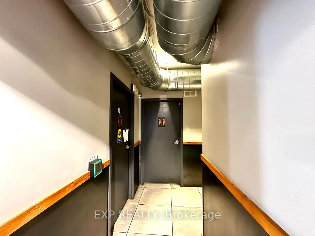 162 Lakeshore Road E