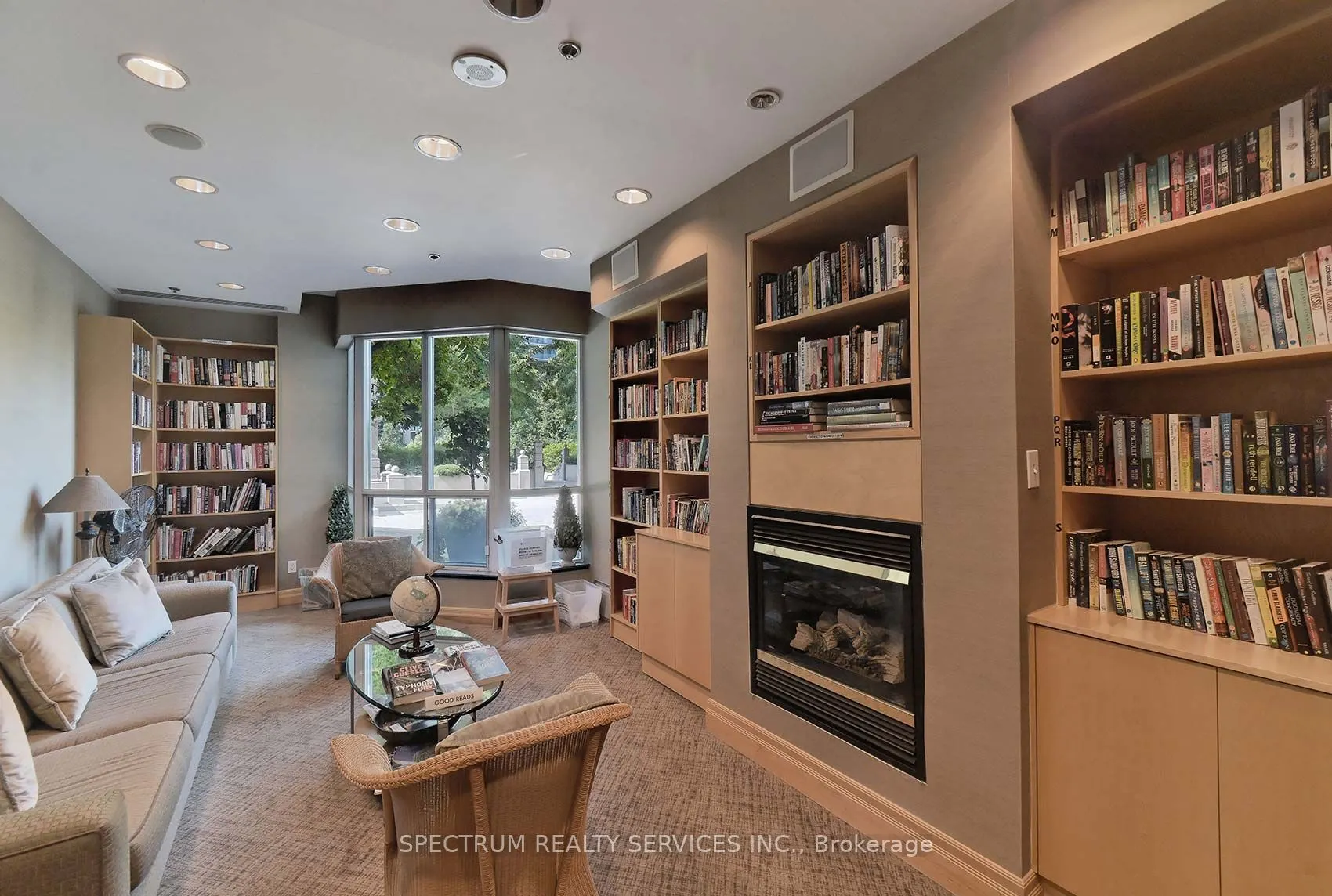 2111 Lake Shore Boulevard W, #211