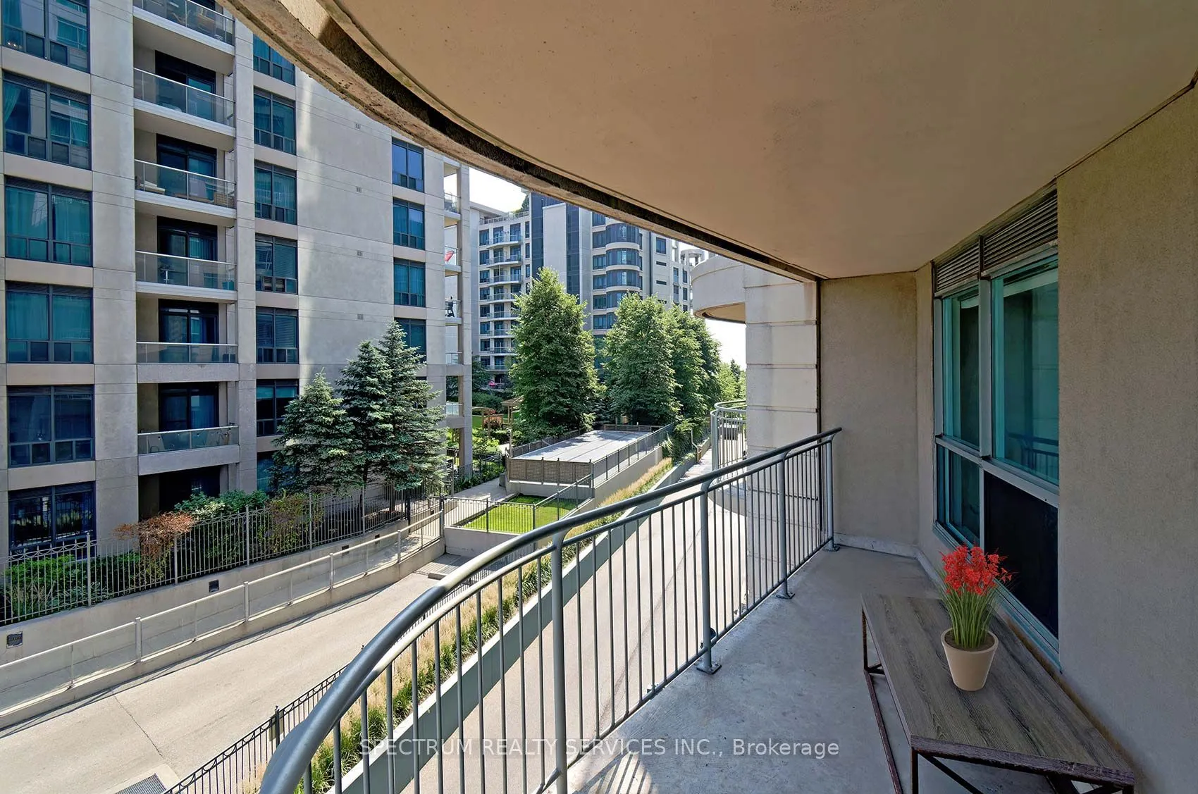 2111 Lake Shore Boulevard W, #211