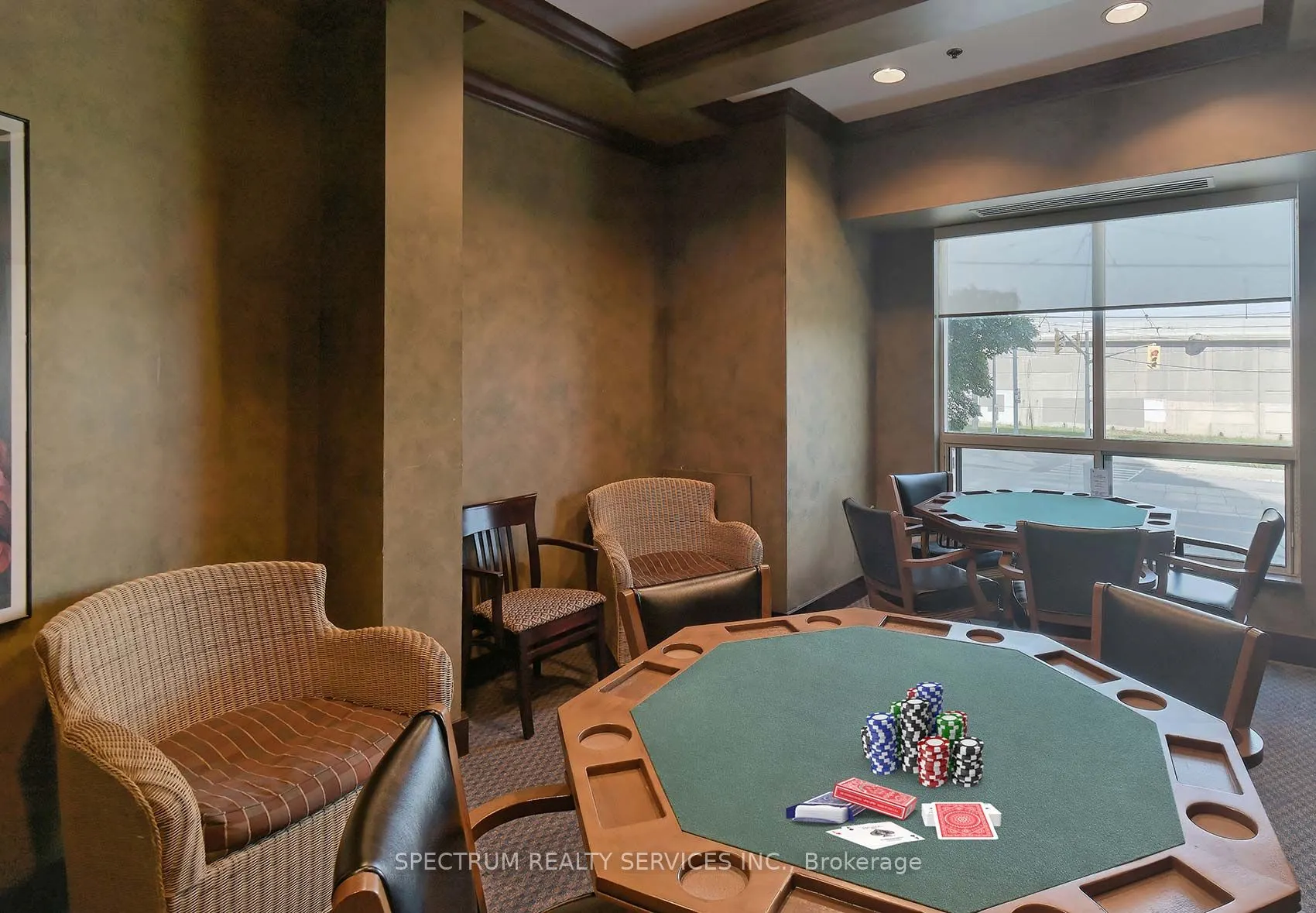 2111 Lake Shore Boulevard W, #211