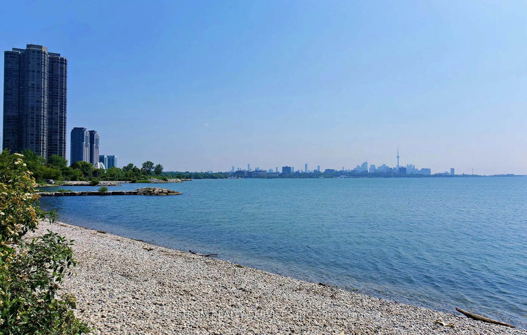 2111 Lake Shore Boulevard W, #211