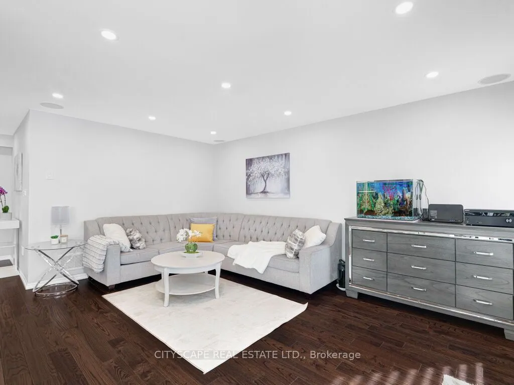 265 Mortimer Crescent