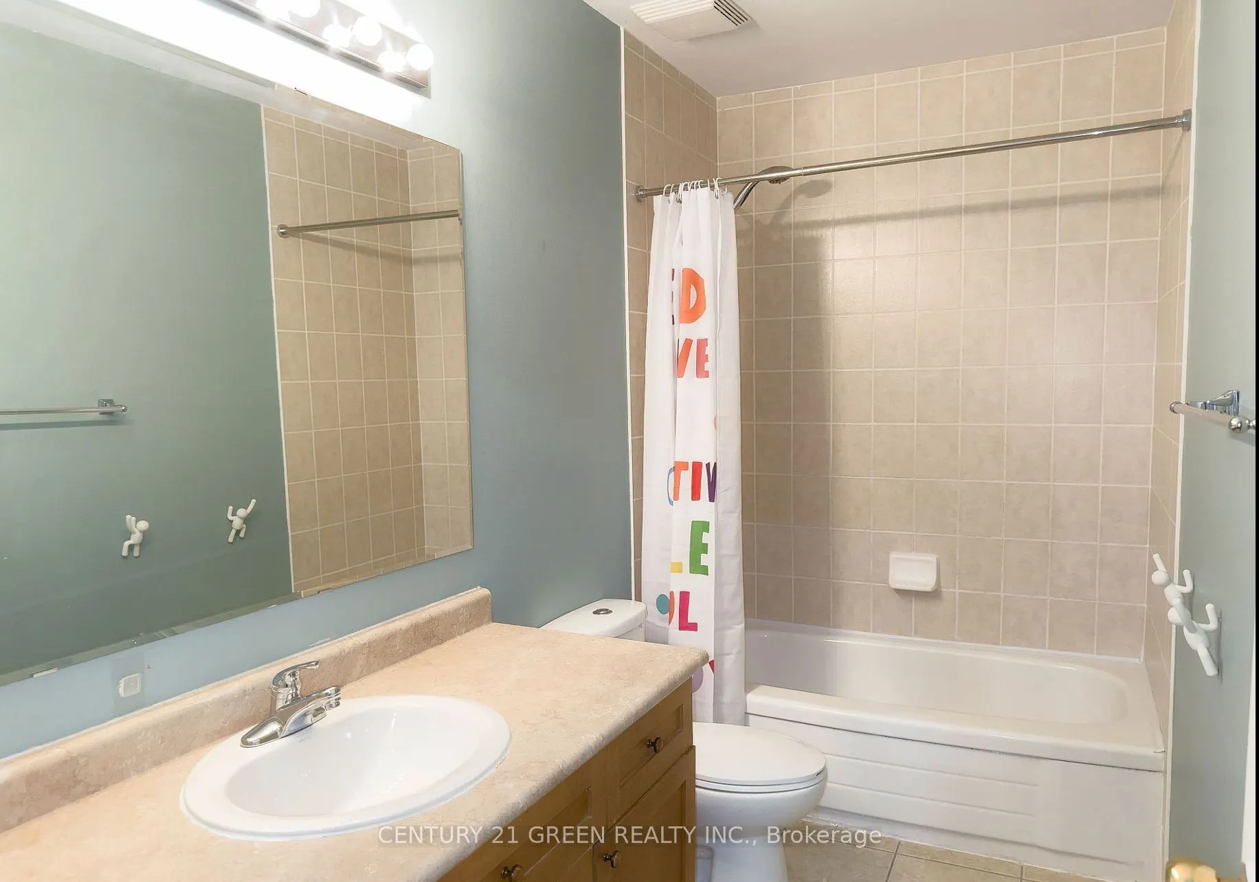 57 Sugarhill Drive, #(Upper)