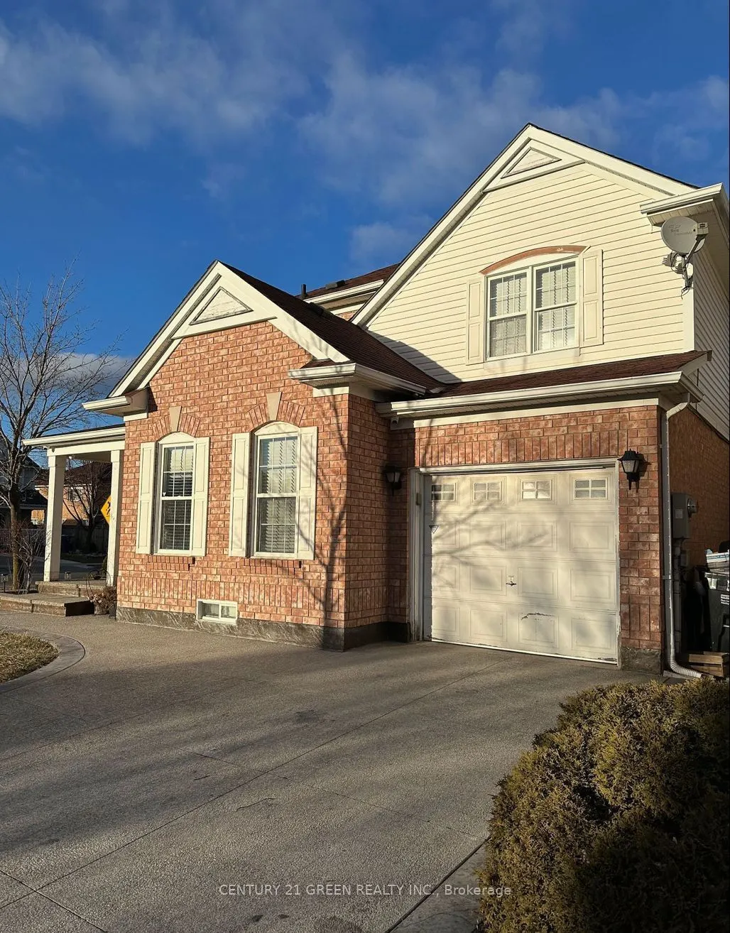 57 Sugarhill Drive, #(Upper)
