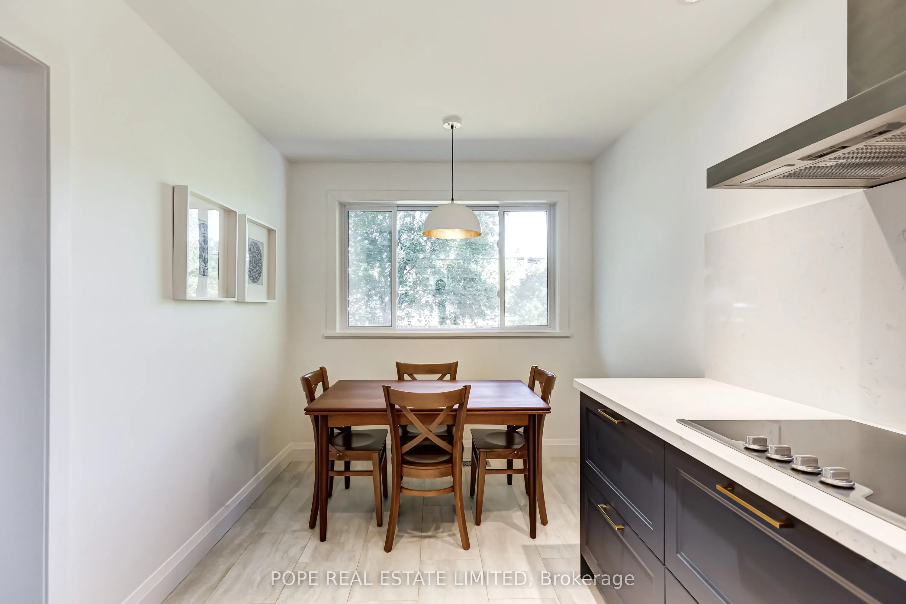 35 Tofield Crescent