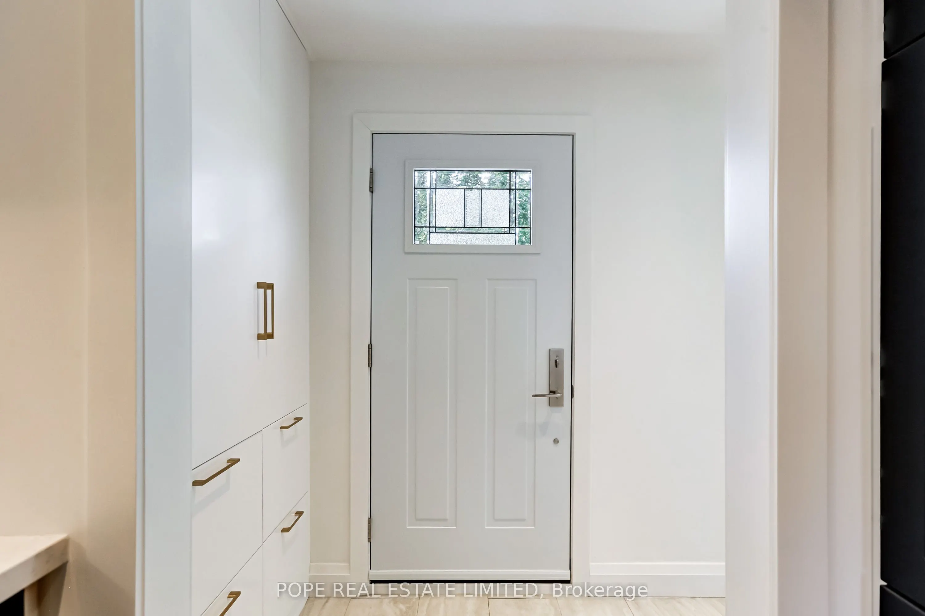 35 Tofield Crescent