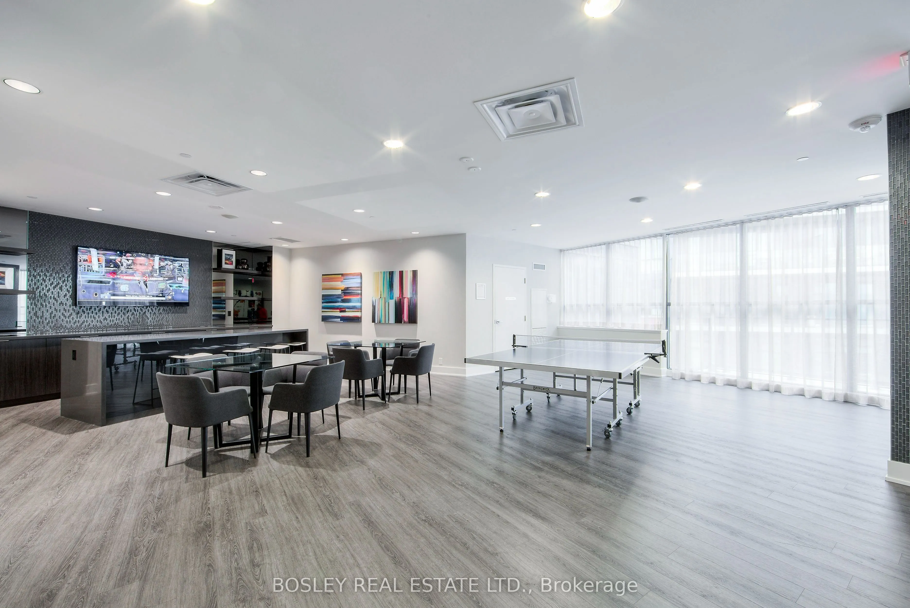 10 Park Lawn Road, #1210