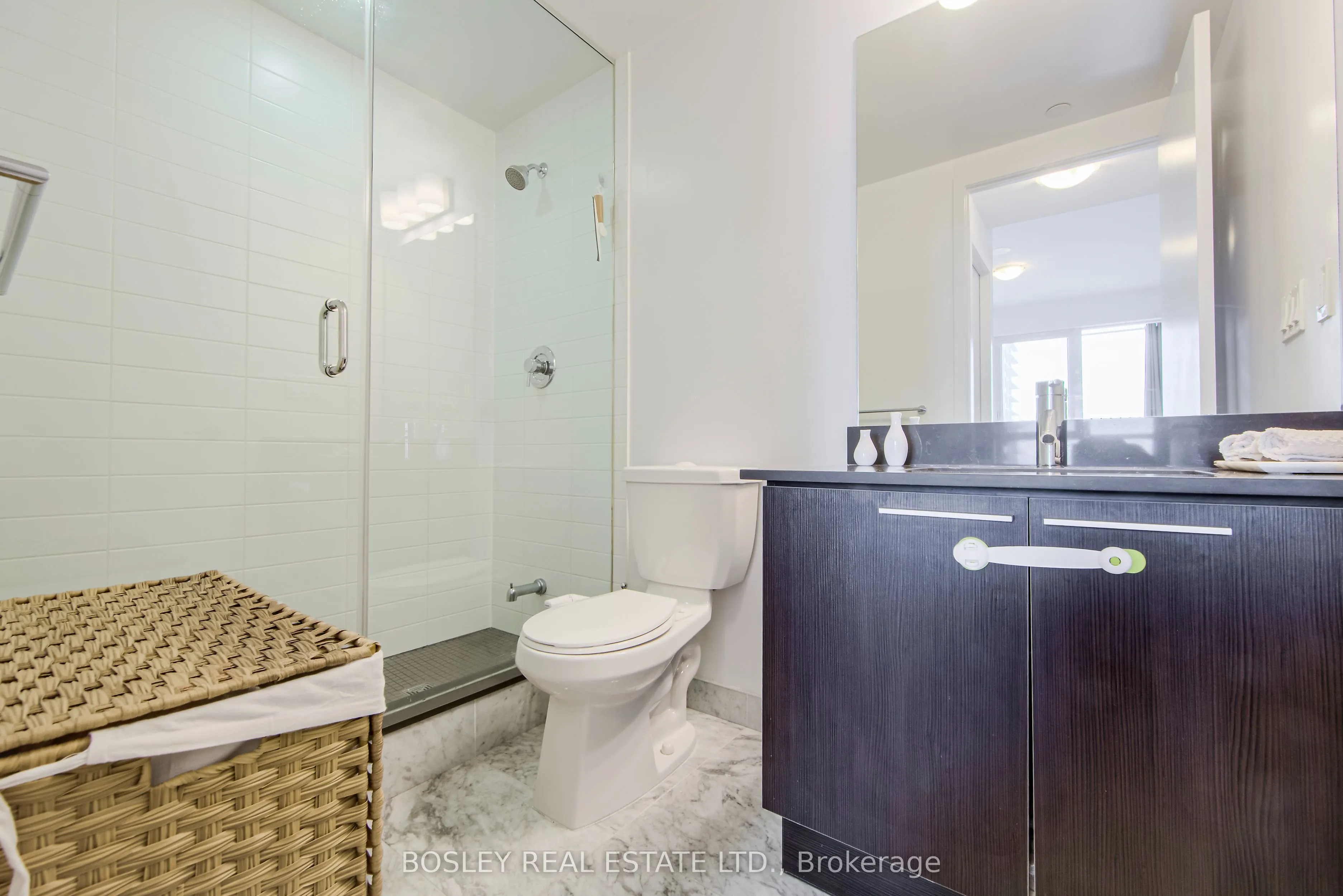 10 Park Lawn Road, #1210