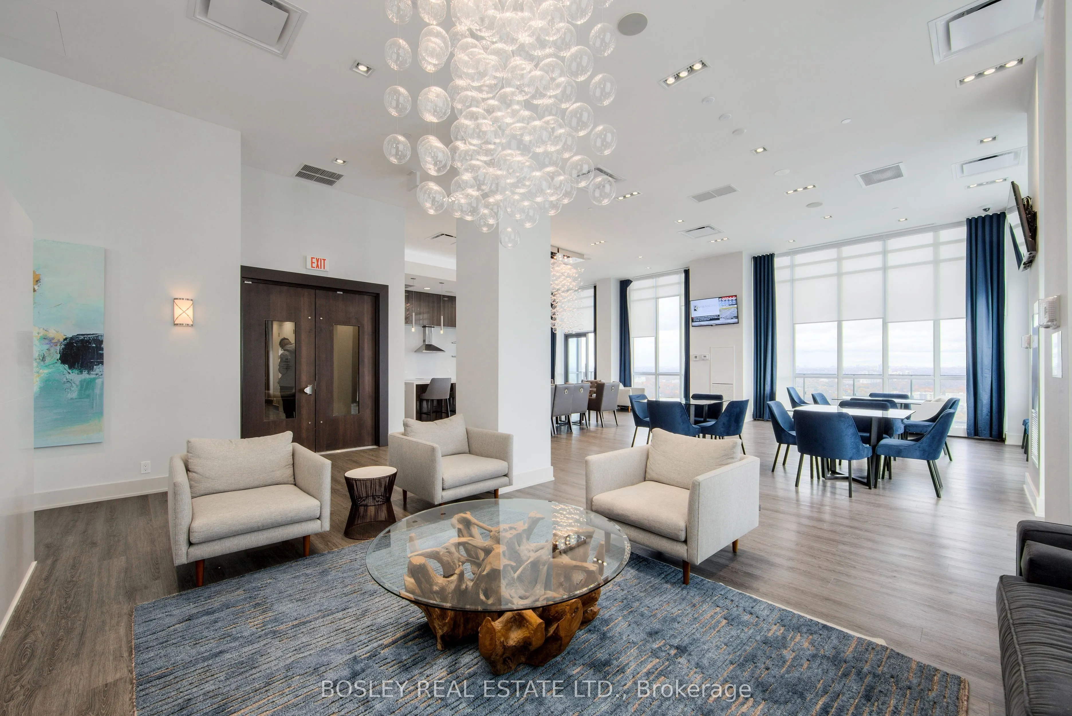 10 Park Lawn Road, #1210